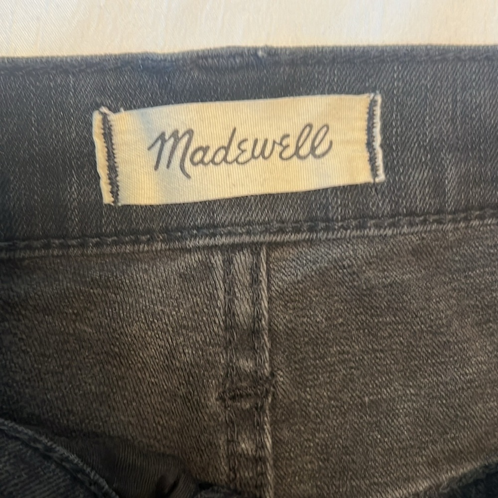 Jeans - Picture 2 of 3